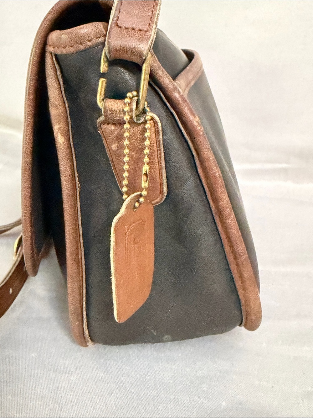 Vintage COACH City Spectator Bag Black/ Brown Two Toned Leather 80’s 0445-042 - Picture 5 of 14